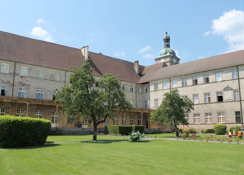 Visite guidée: jardin et cours d’honneur de l’Abbaye